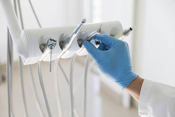 Professional Tooth Extraction technician working in Yorketown, NJ
